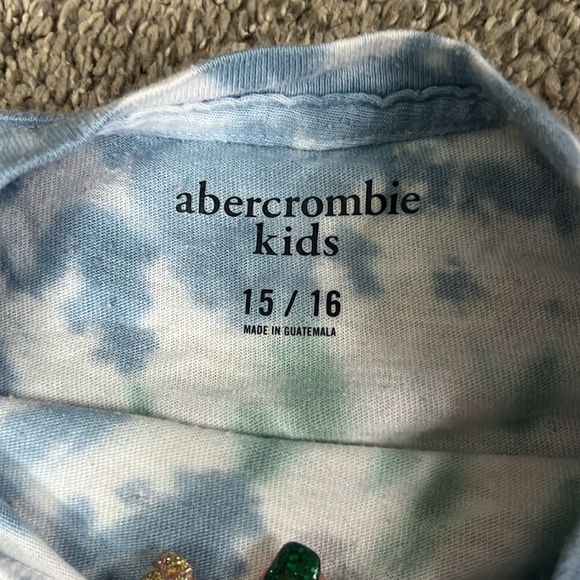 Abercrombie and Fitch Icee tee - Picture 3 of 3